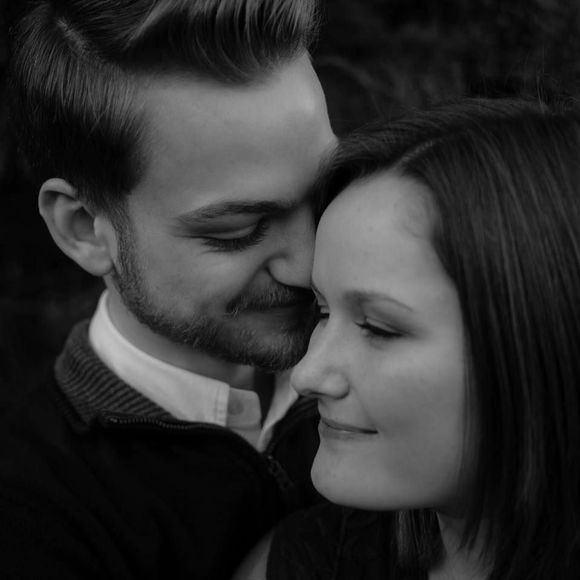 Meet your Posher, Olivia - Picture 1 of 1
